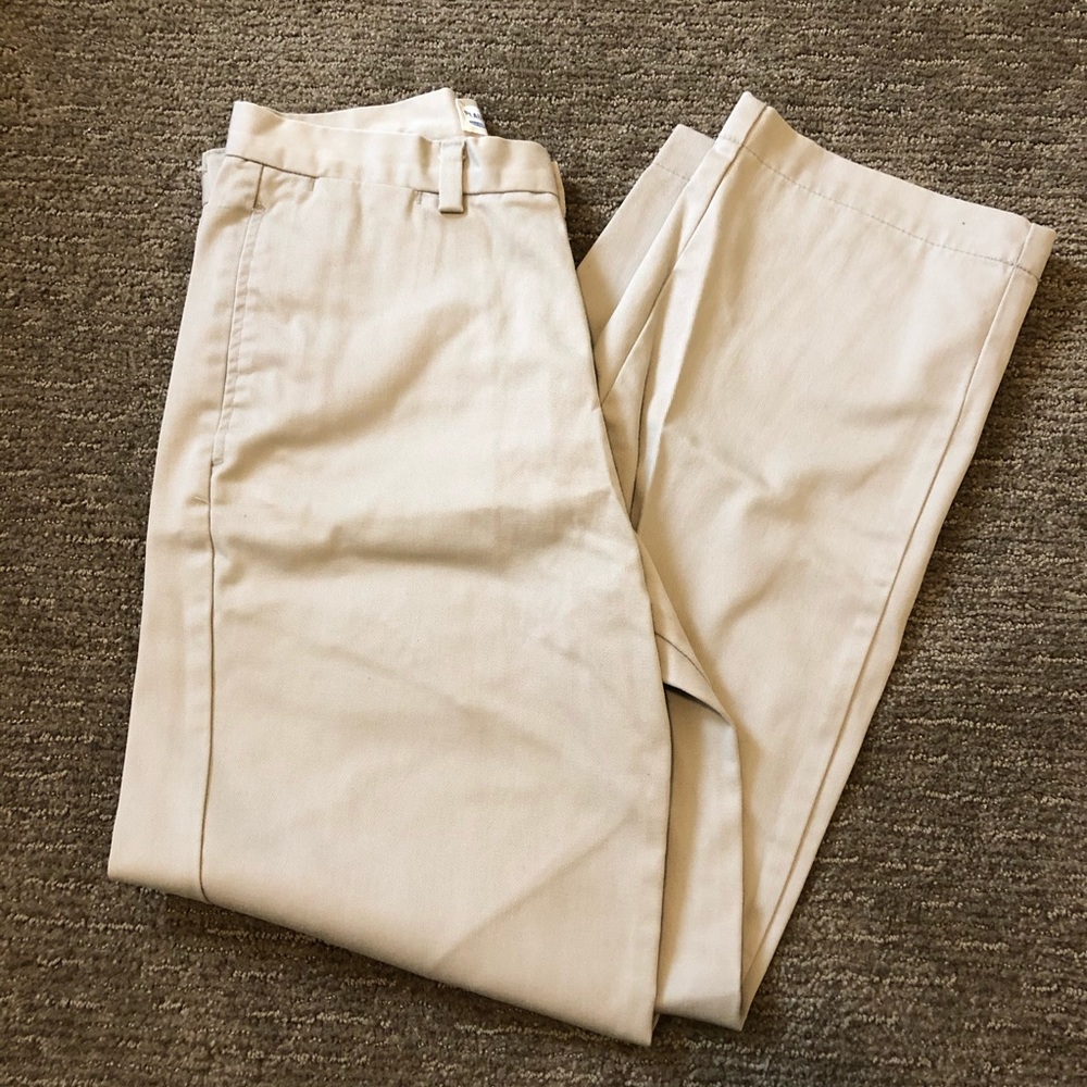 Old Navy Men’s Plain Front Khakis 30/30”